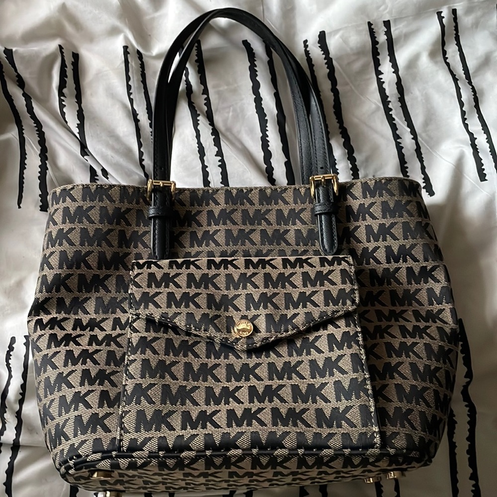 Micheal Kors Bag